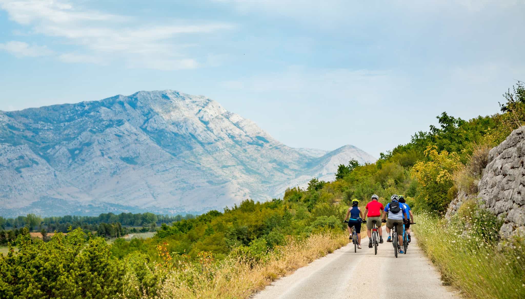 Cyclists, Bosnia. Photo: Host/Green Visions