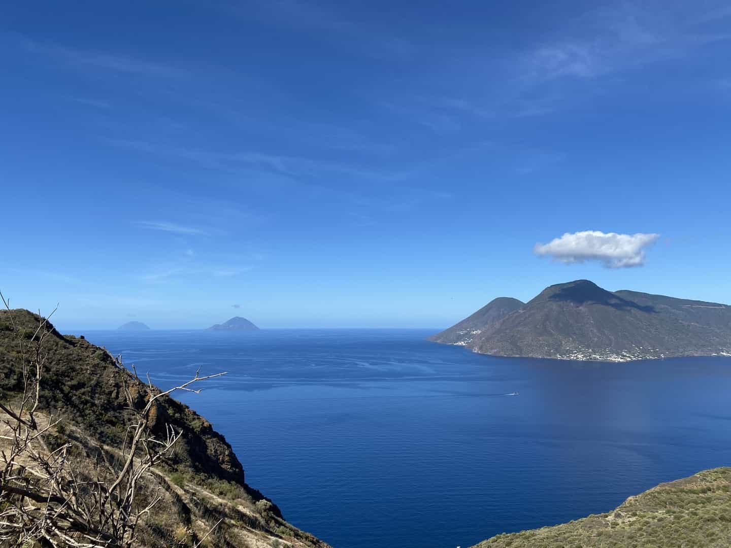 Amazing Italy! 🤩🍻☀️ 🌋