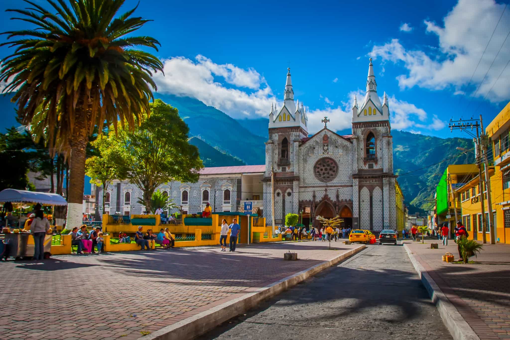 The colourful and colonial streets of Baños town in Ecuador