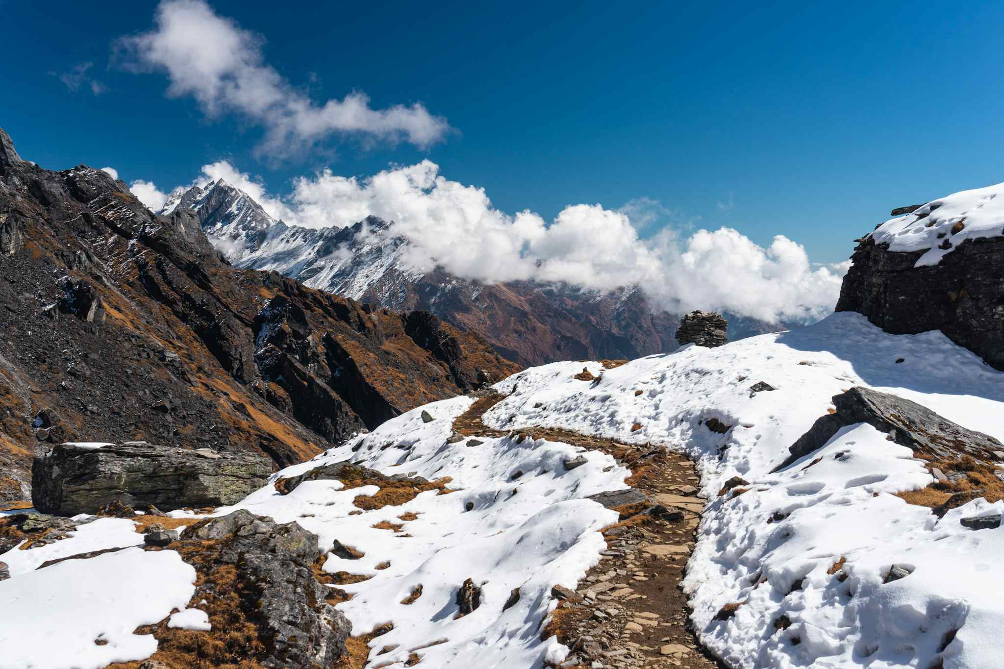 Mera Peak trail, Nepal. Photo: GettyImages-1244378211