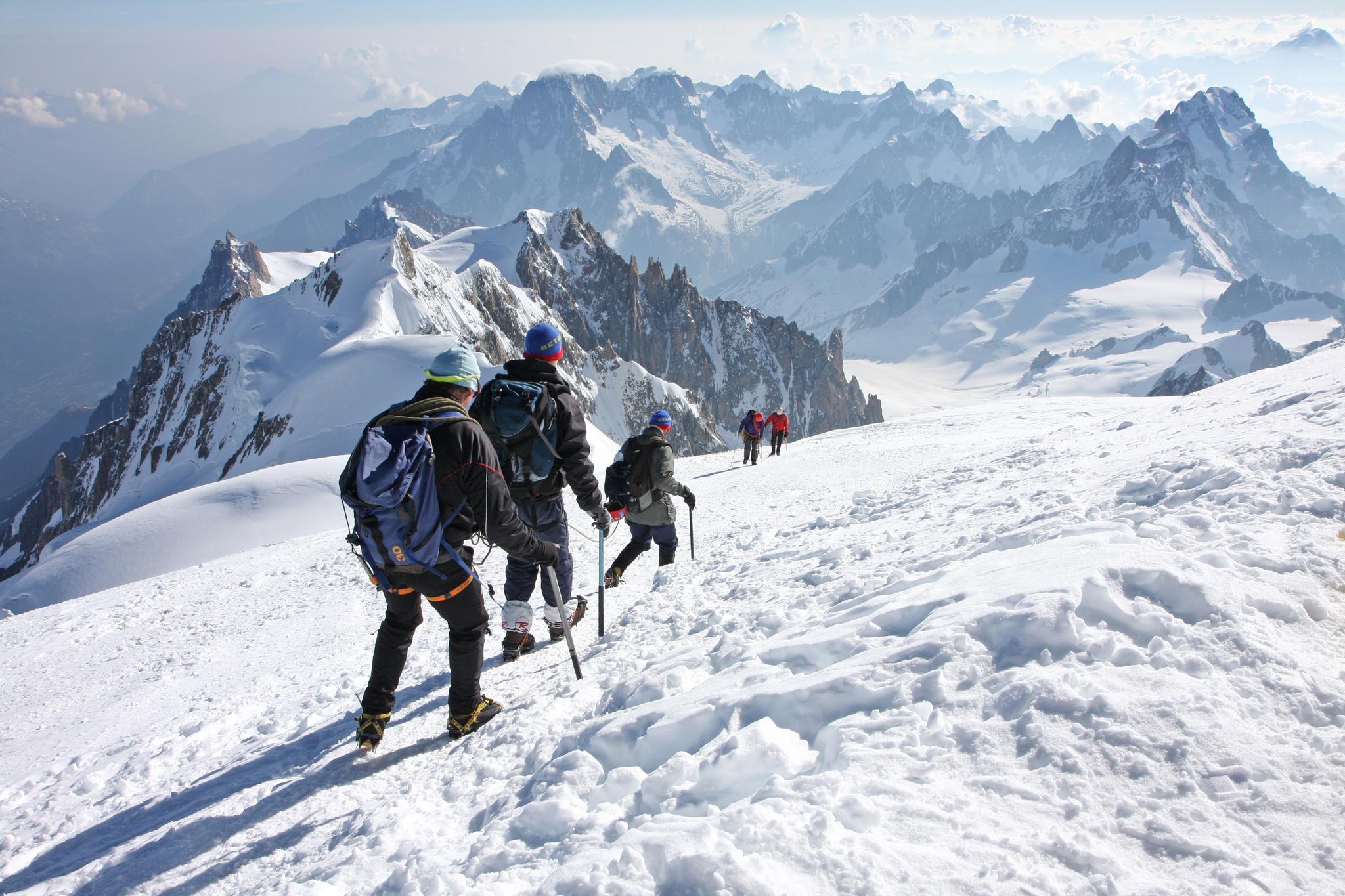 Climb Mont Blanc (4805m)