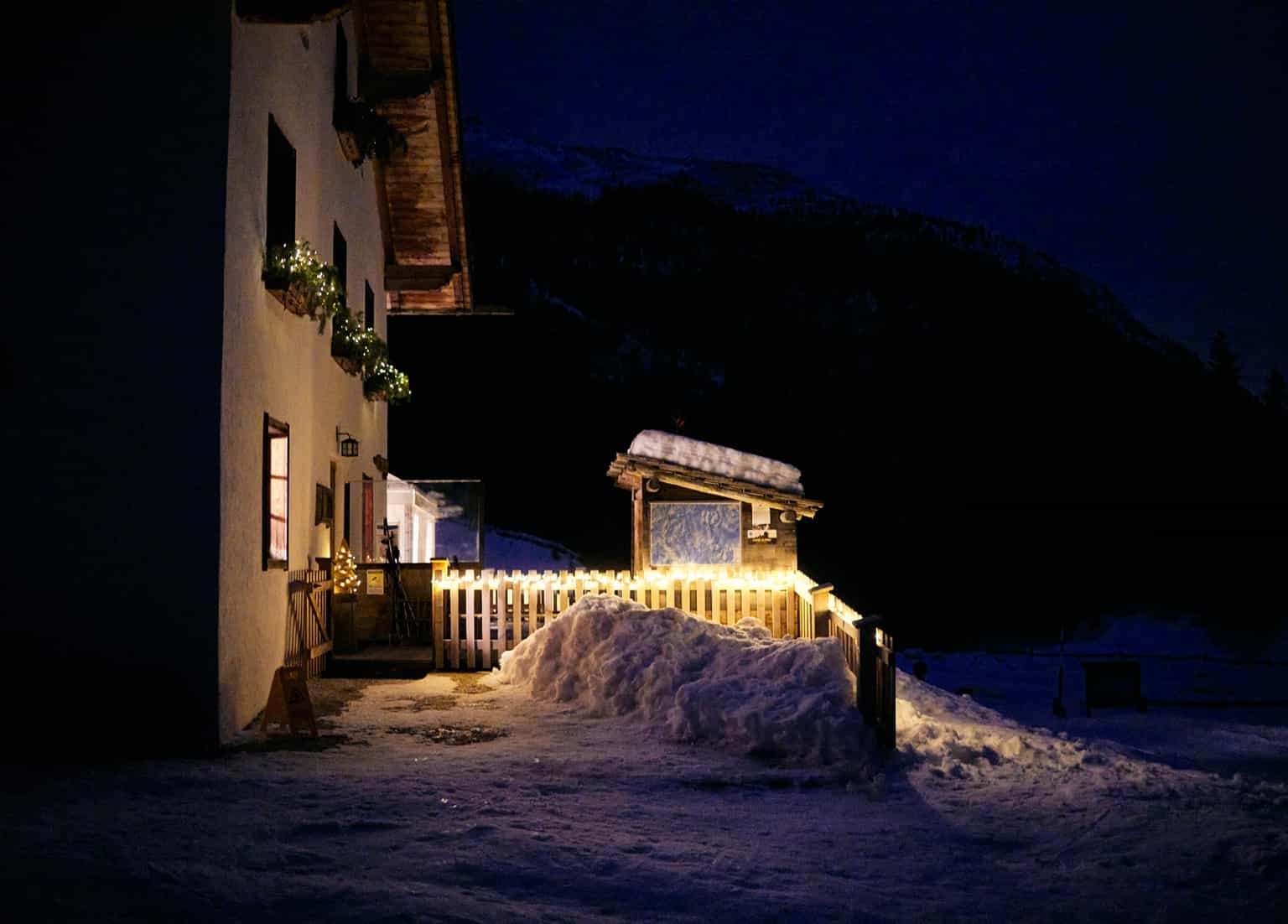 Photo: hotel-s website