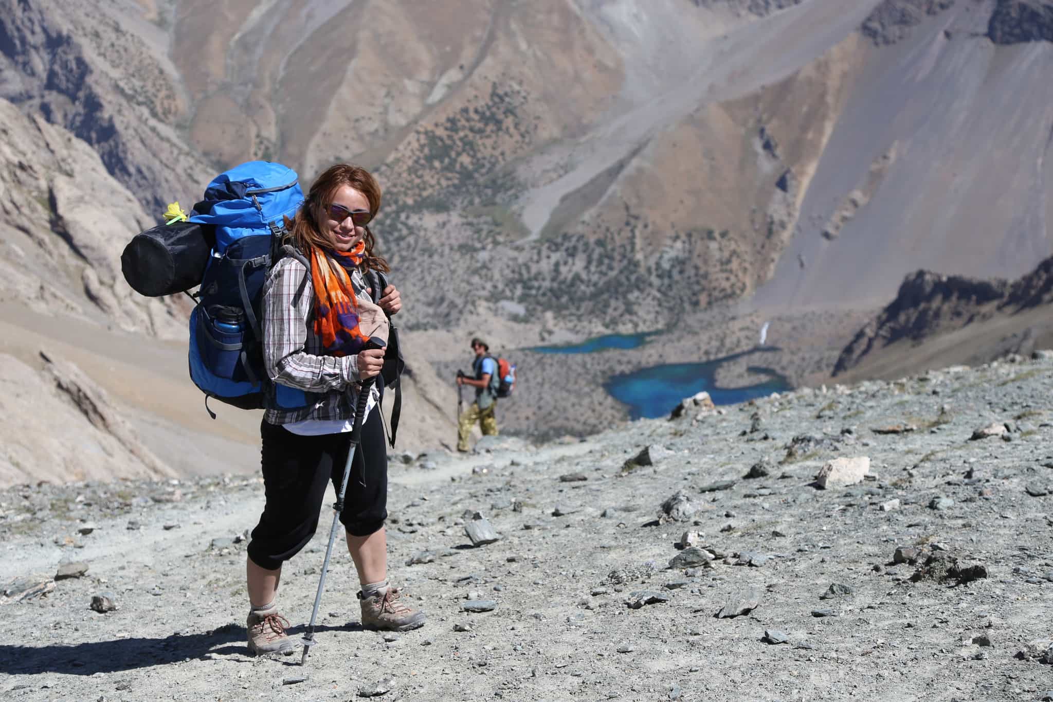 Hiker at the top of Alaudin Pass