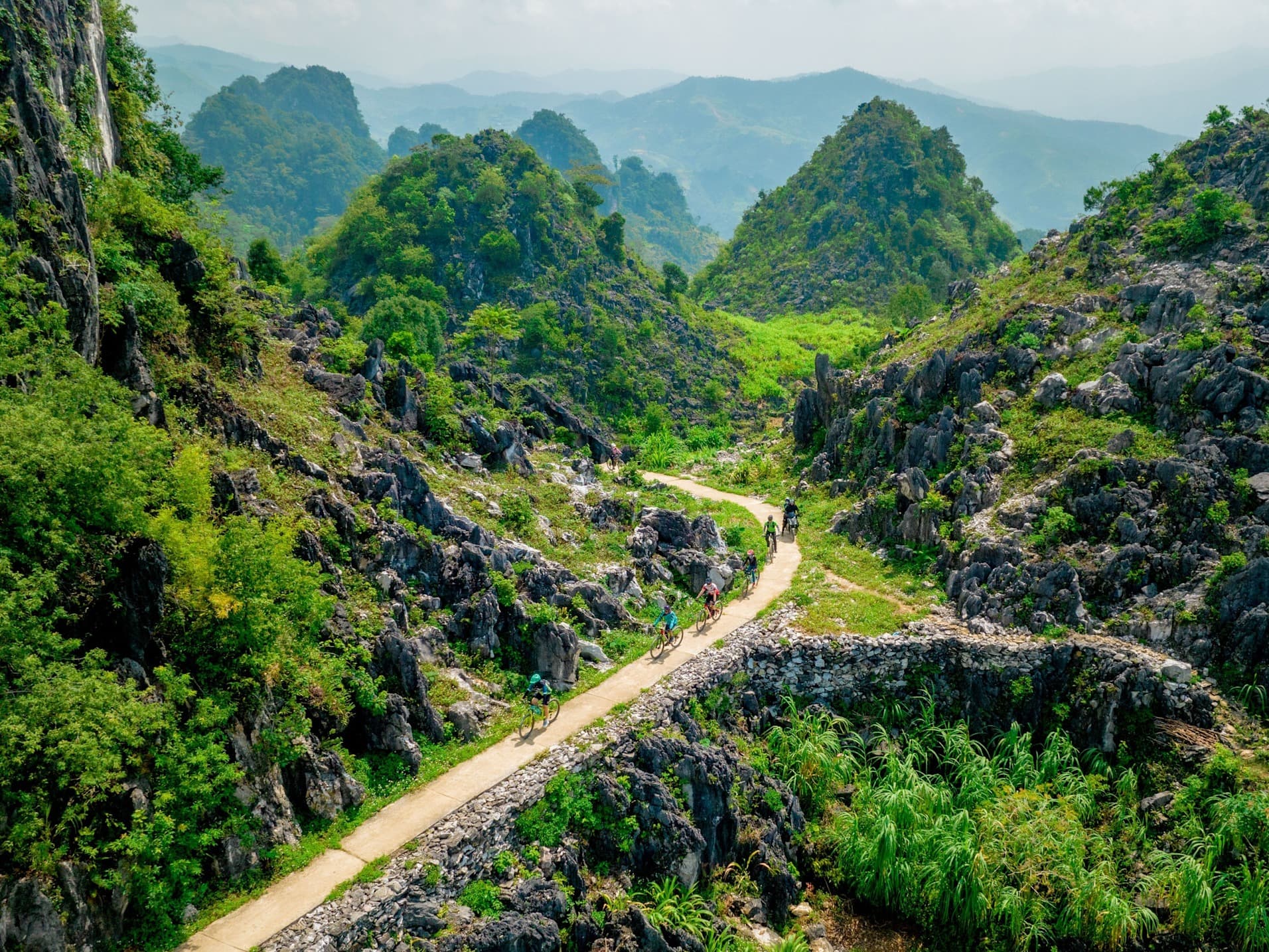Cycle the Highlands of Northern Vietnam