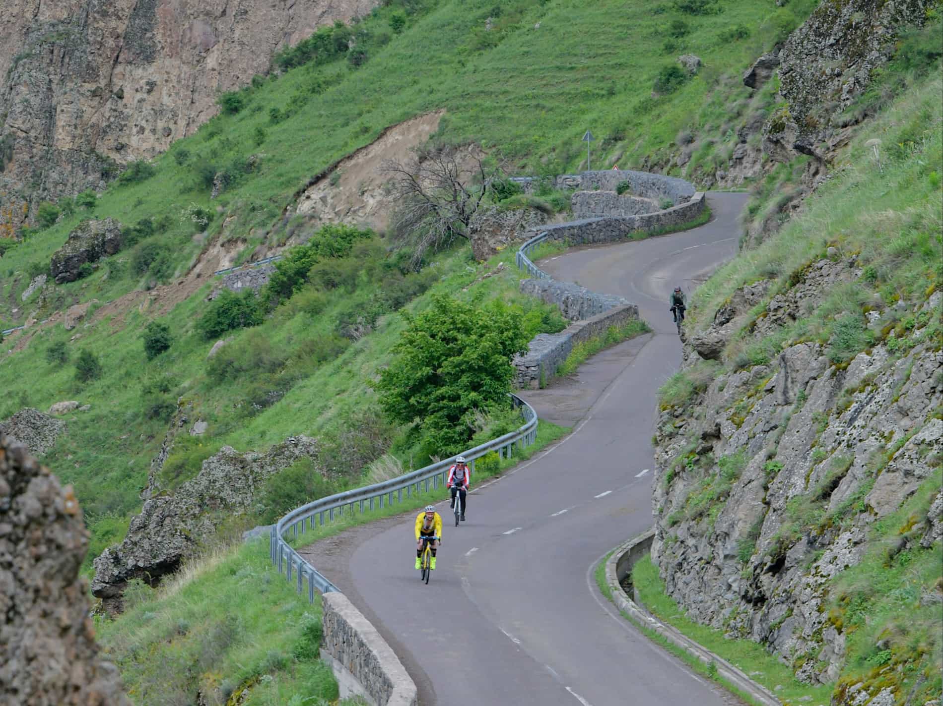 route winds its way down toward Vardzia