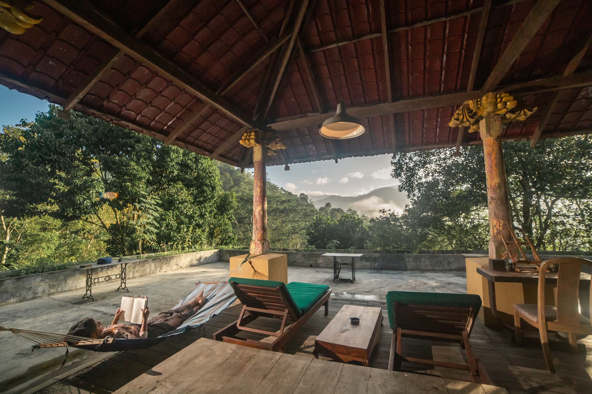 Veranda, Samadhi Centre, Kandy, Sri Lanka.