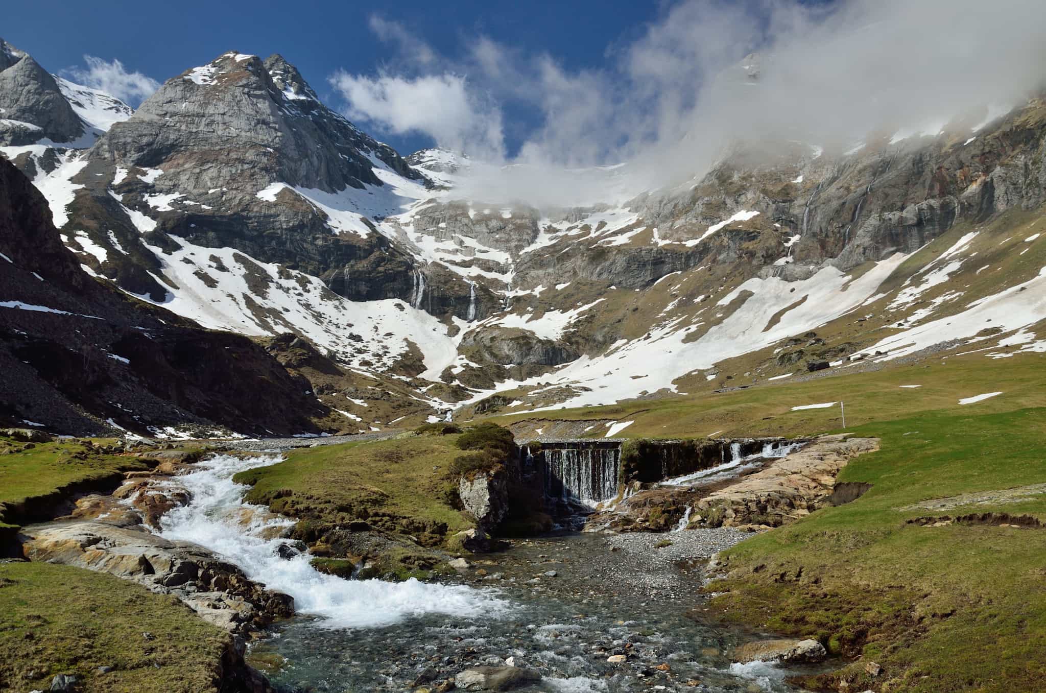 Cirque du Troumouse, Pyrenees, France. Photo: GettyImages-500959072