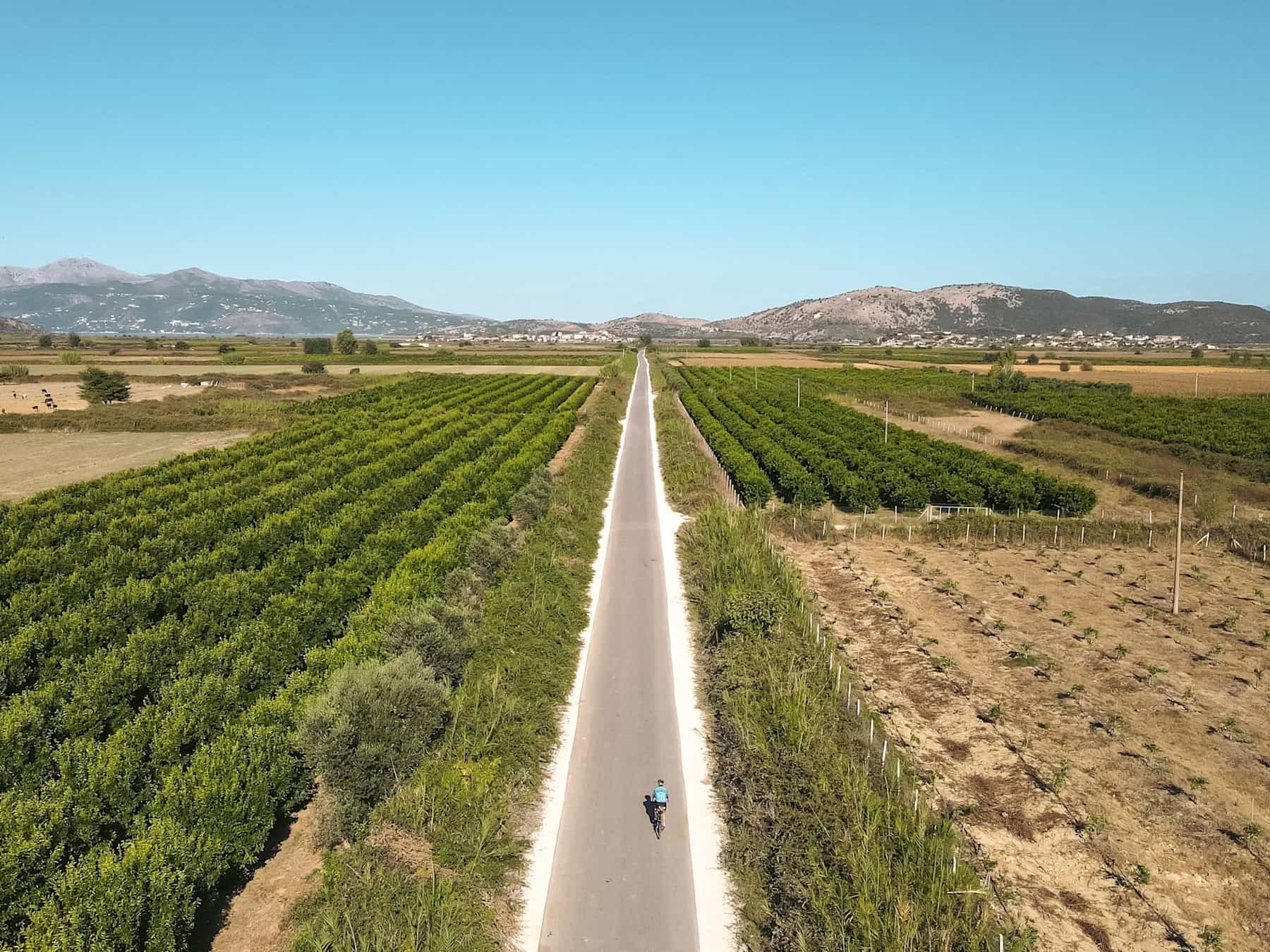Cycling road, Albania Photo: Host / Zbulo Disover Albania & GIZ/Orion Bregu