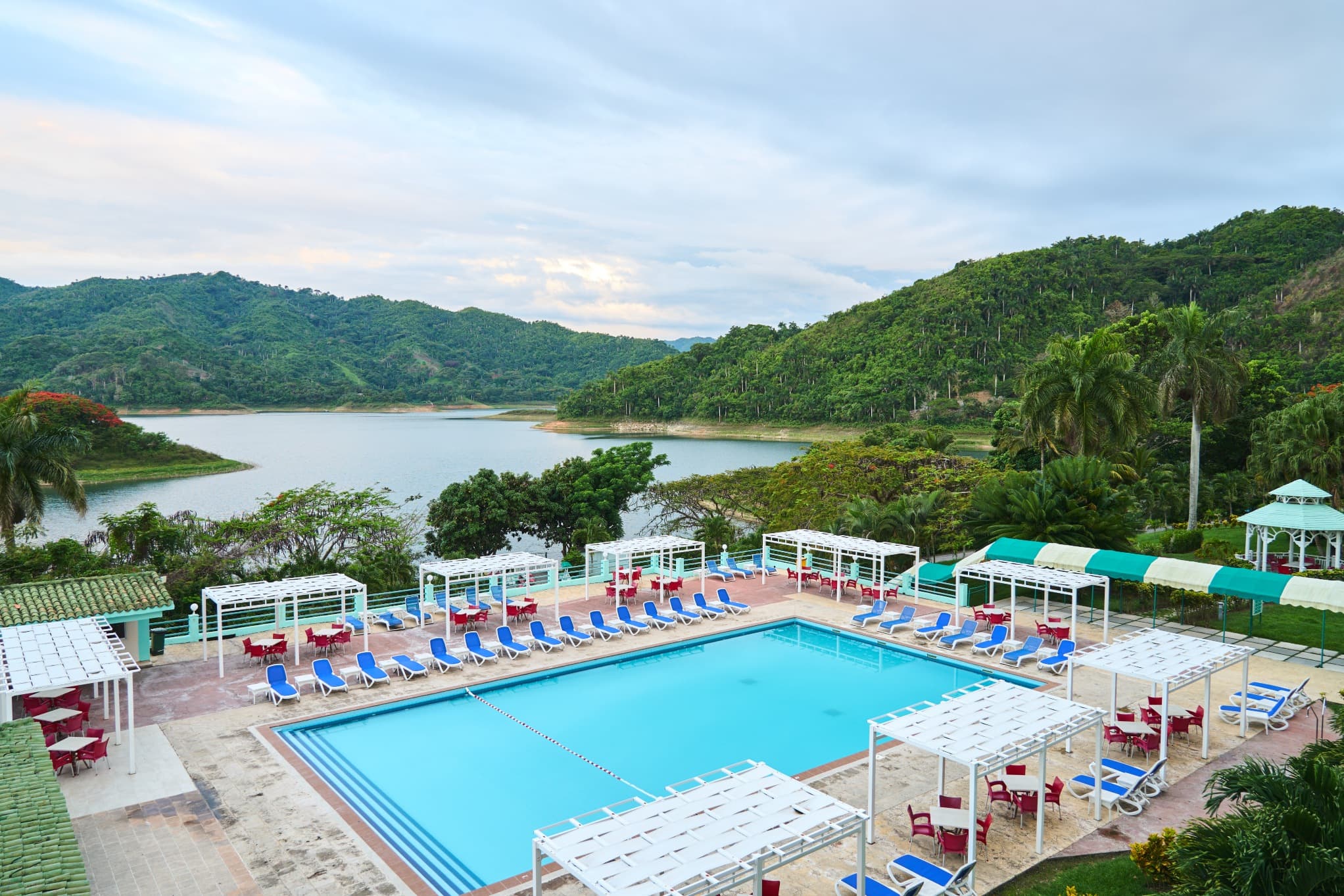 Hotel Hanabanilla, Cuba.