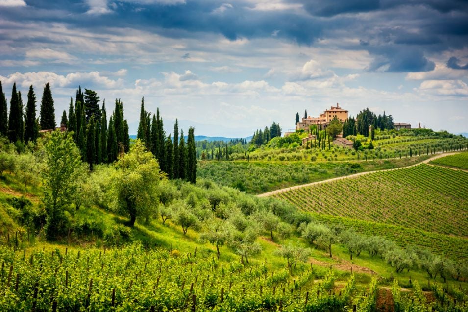 hiking tours in tuscany italy