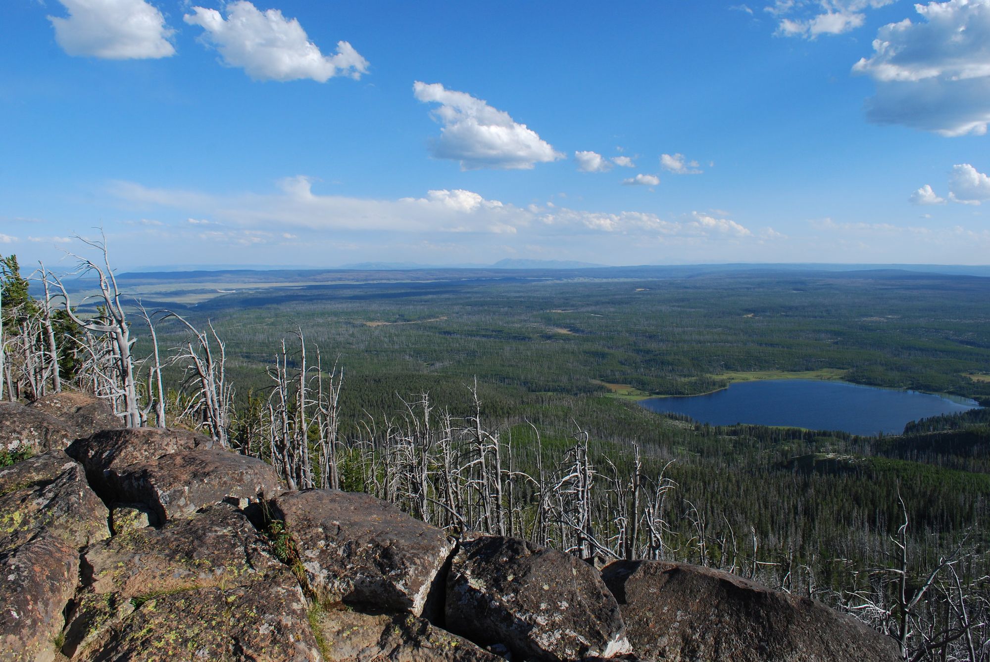 The view from Observation Peak in Yellowstone. Credit: John Marino (Flickr/CC by 2.0 license)