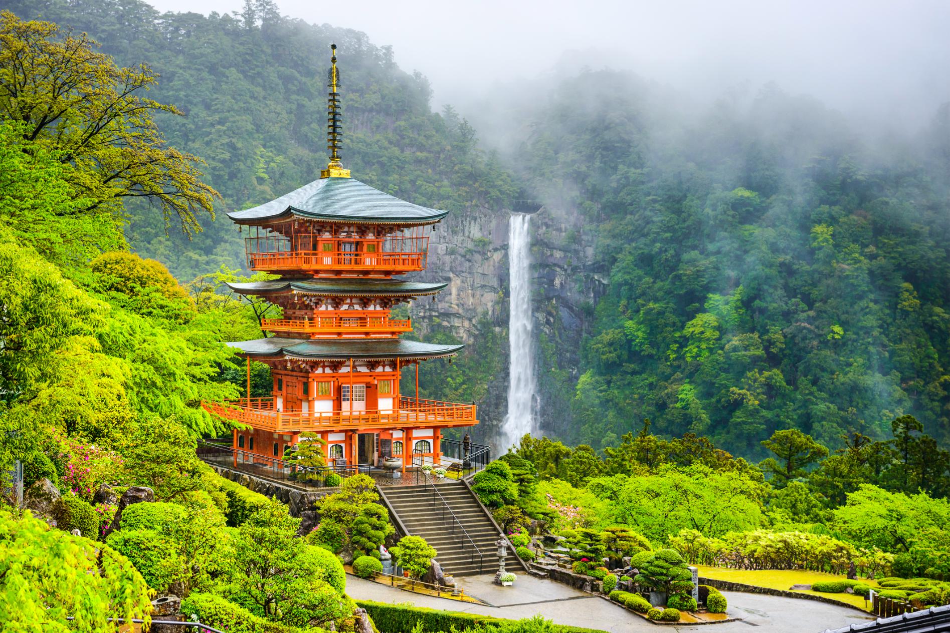 Nachi Falls, the spectacular end point of the Nakahechi trail. Photo: iStock.