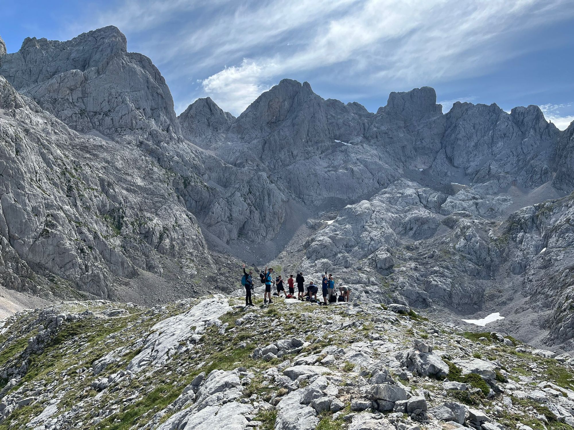 Posing along the Vegabaño to Vegarredonda route. Photo: Rumba a Picos.