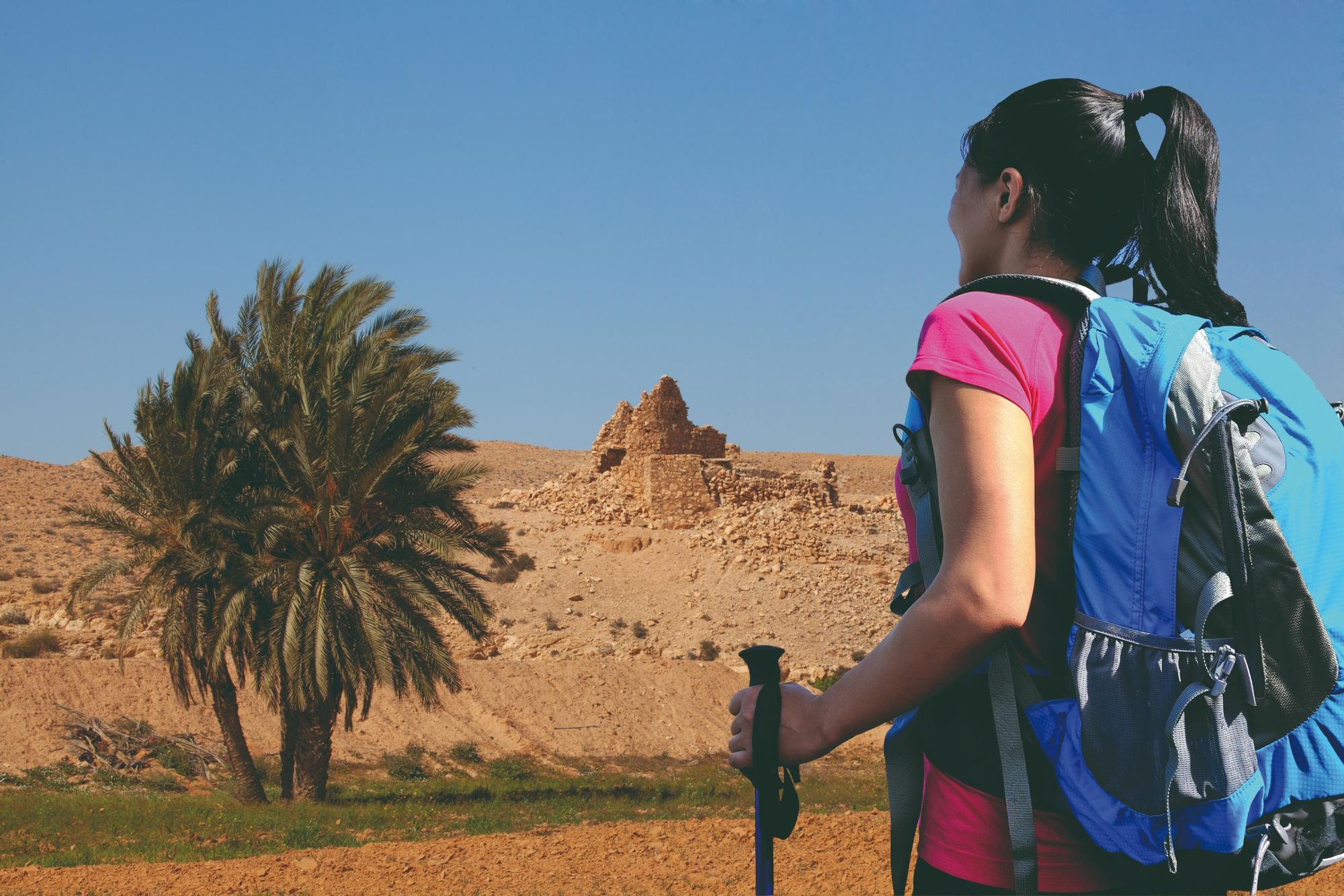 Trekking in Dahar. Photo: Getty.