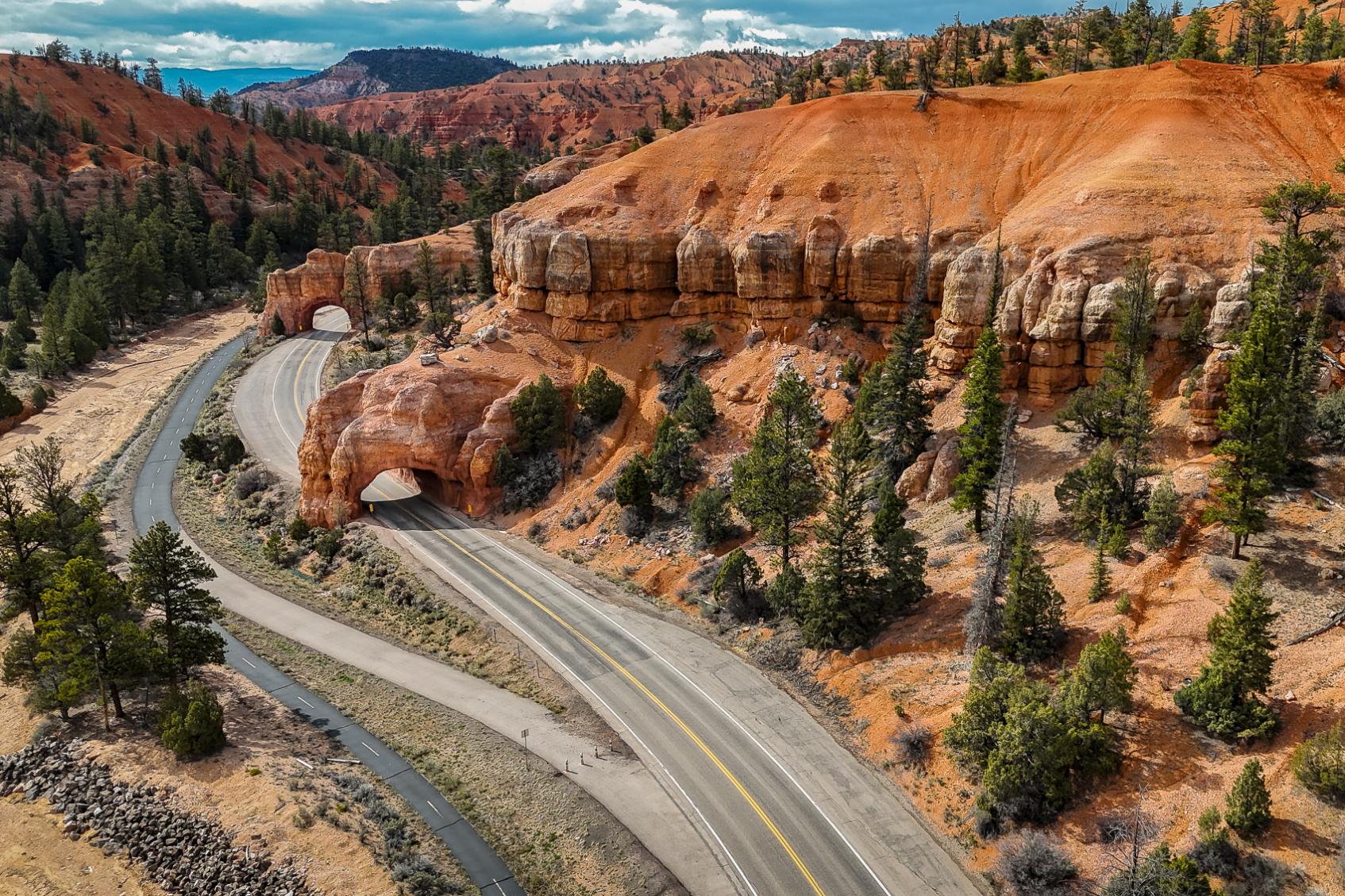 The scenic road leading to Bryce Canyon. Photo: Getty.