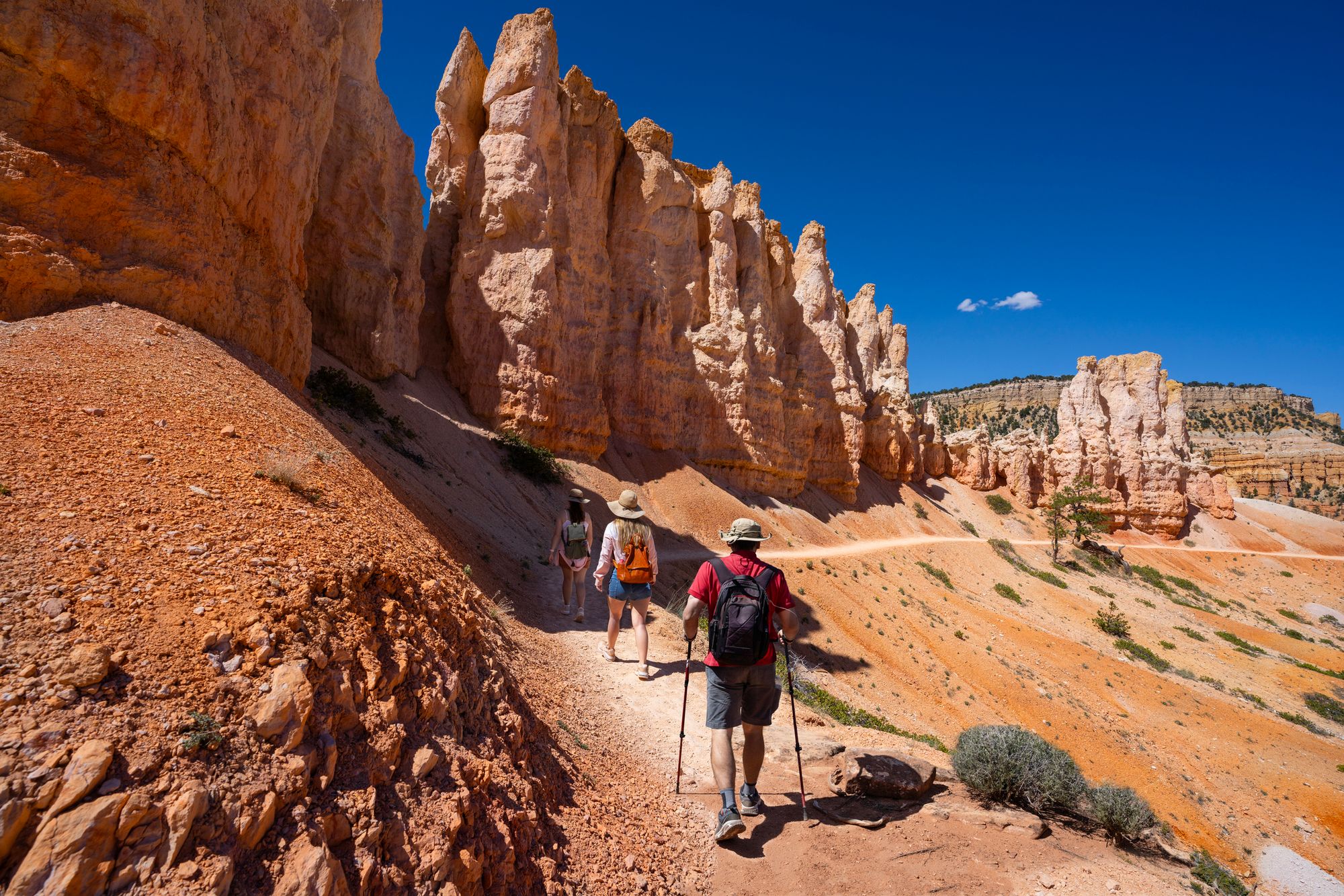 Hikers on the Fairyland Loop Trail. Photo: Getty.