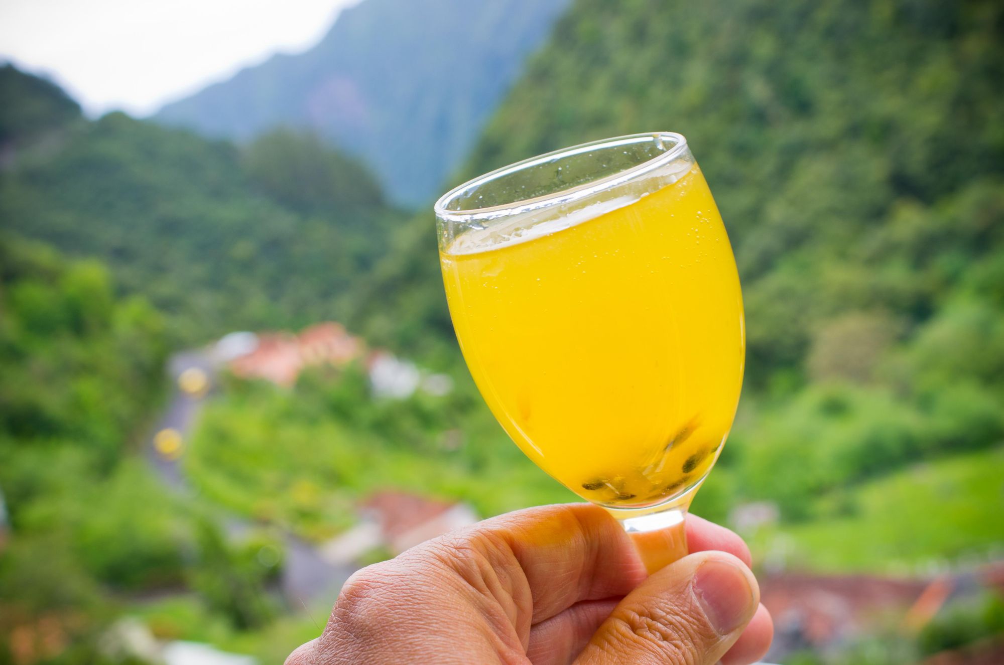 If you drink alcohol, don't miss the chance to end your day with a poncha. Photo: Getty