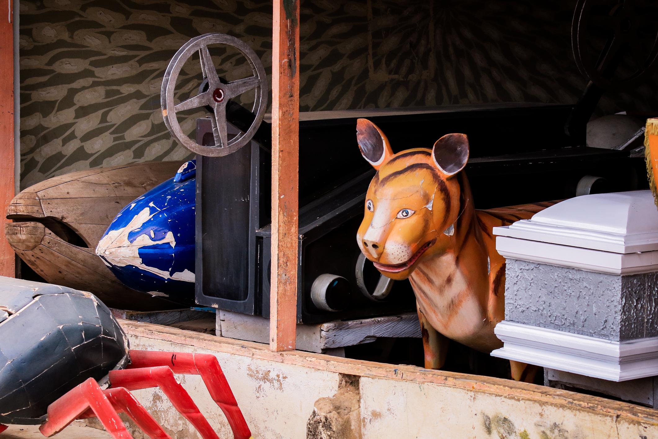 An animal-shaped fantasy coffin. Photo: Getty.