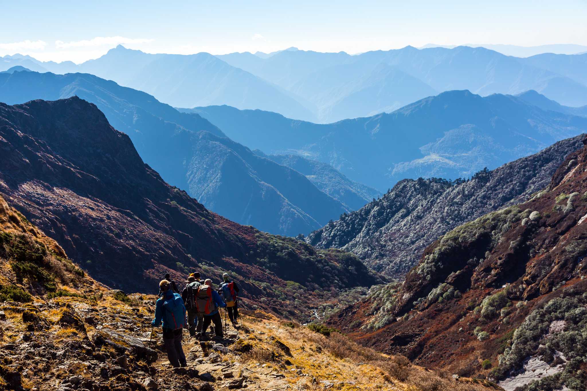                  The descent to Lama Teahouse. Photo: Getty.