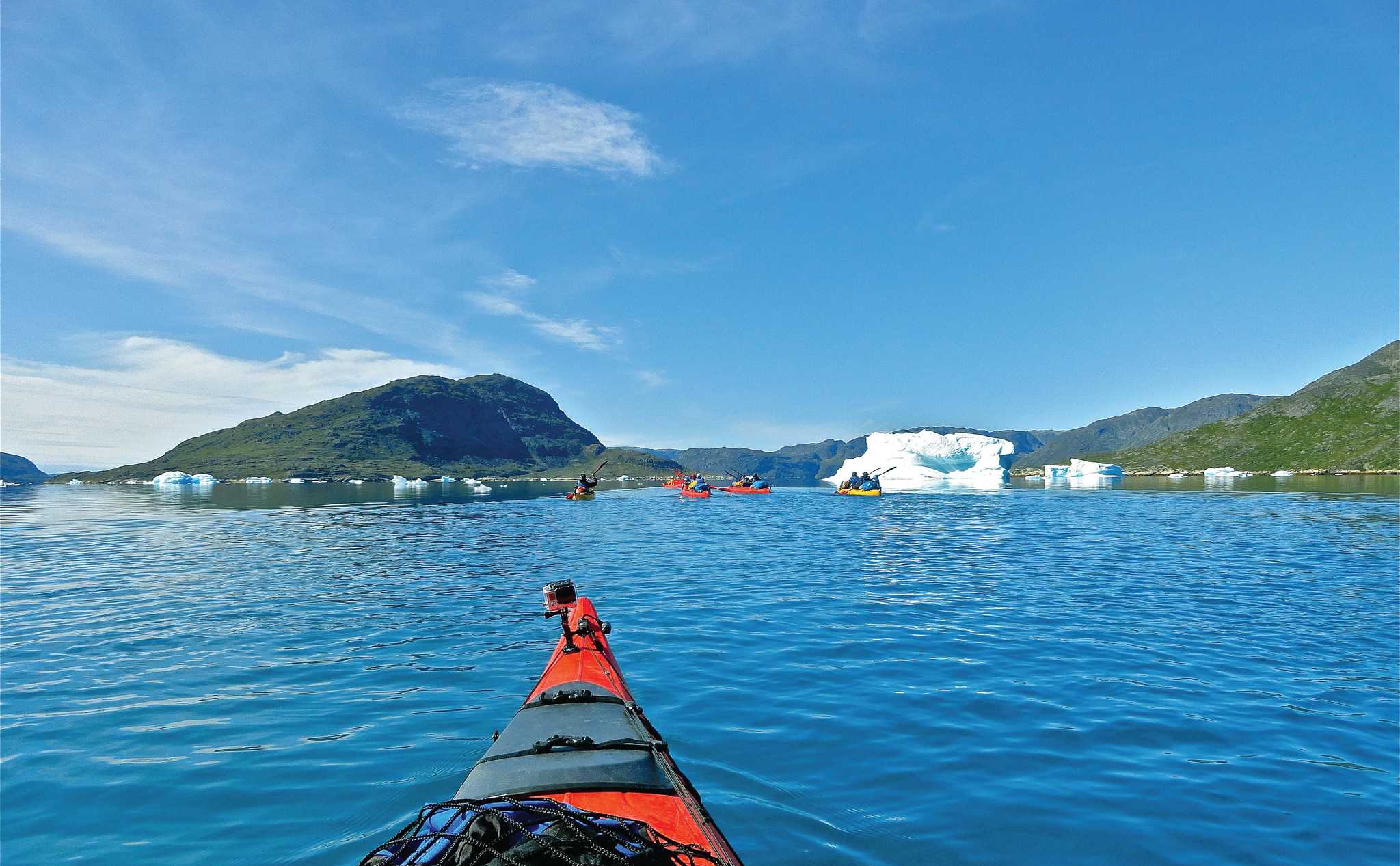 Kayaking in Greenland. Photo: Tasermiut South Greenland.