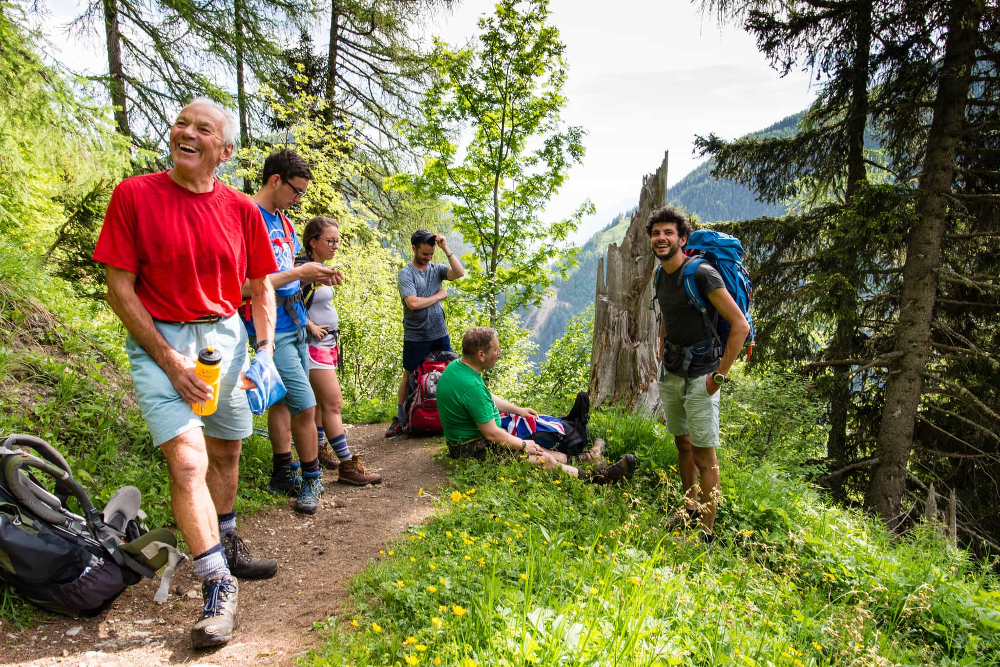 Hikers take a break on the Italian section of the TMB. Photo: Getty.