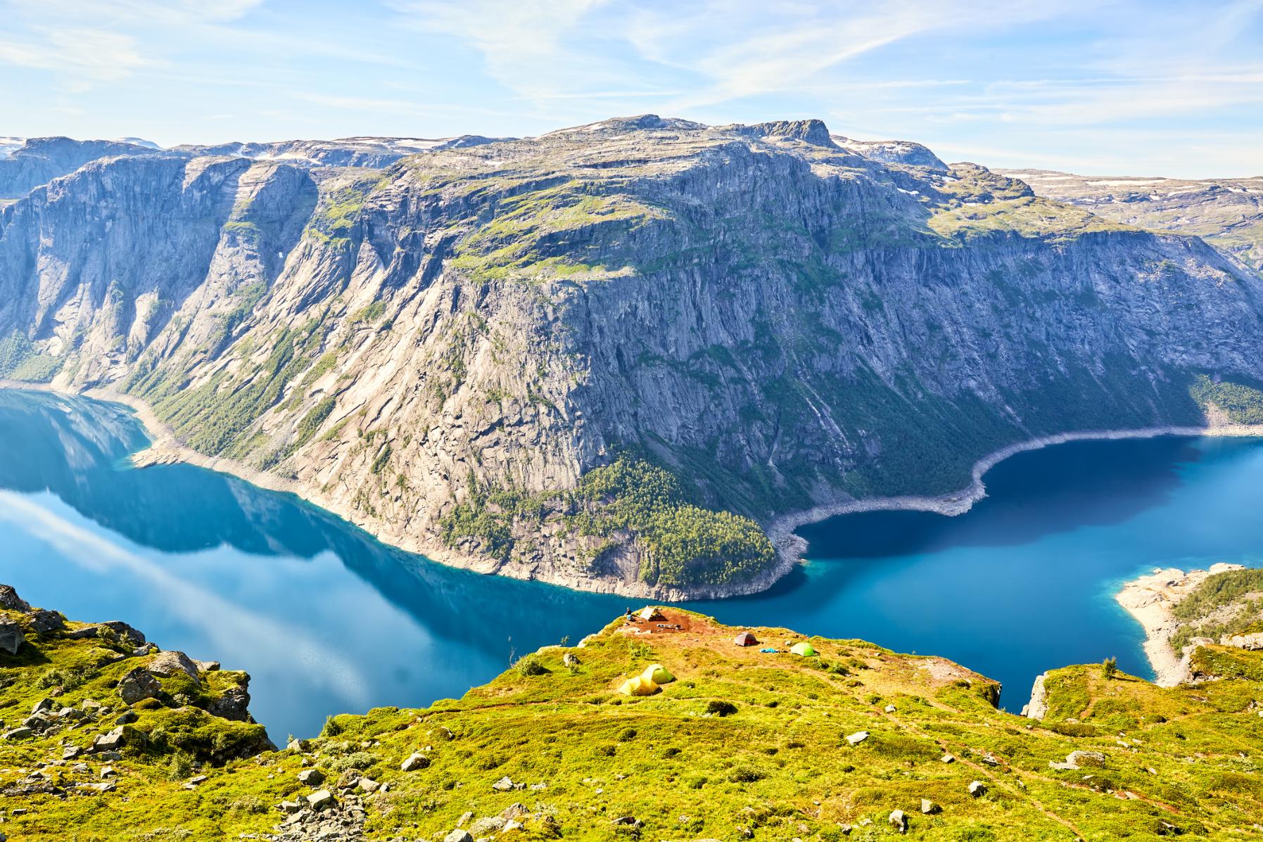 A scenic wild camping spot near Trolltunga. Photo: Getty.