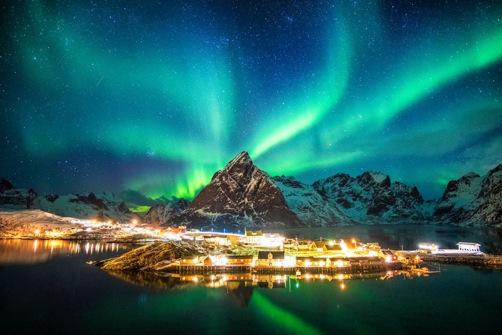 5 Tips for Seeing the Northern Lights in Norway's Fjords