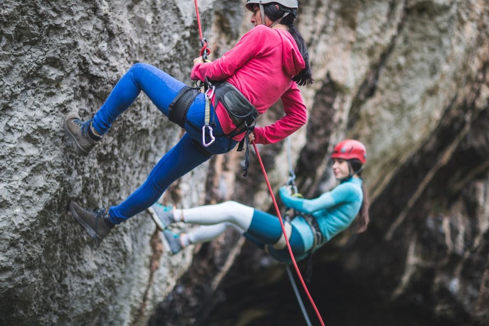 abseiling-a-beginner-s-guide-to-safety-and-equipment