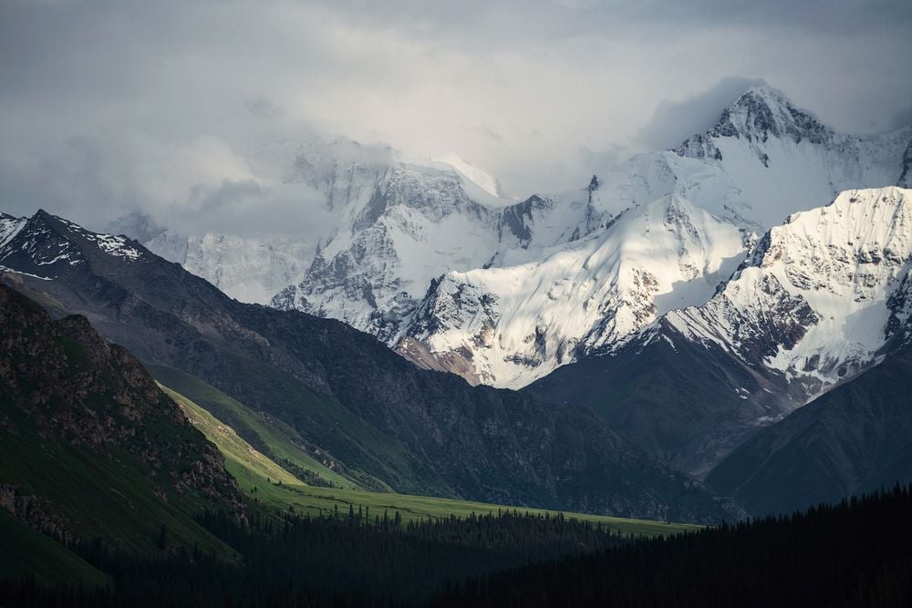 5 of the Best Hikes in Kyrgyzstan's Tian Shan Mountains