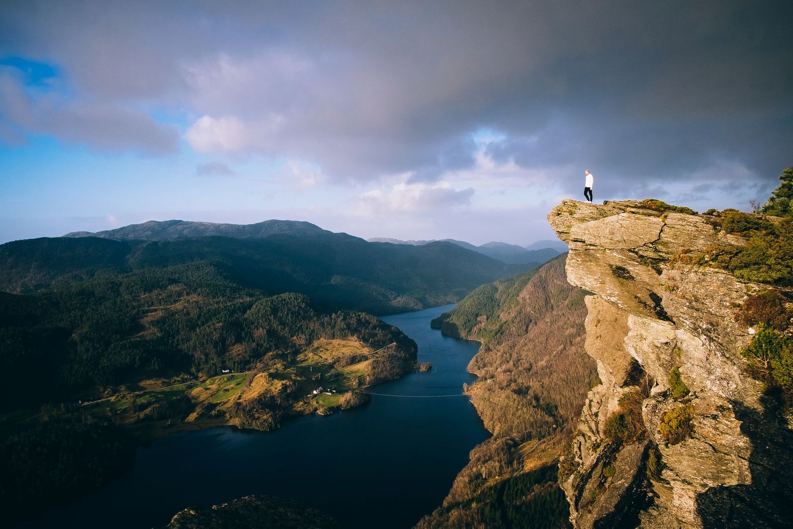 15 Of The Best Fjord Hikes In Norway