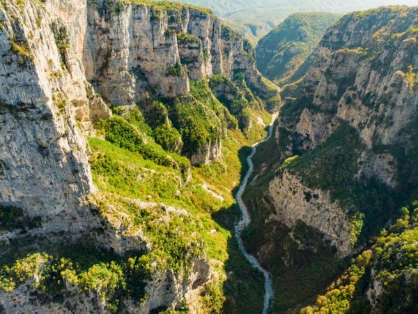 5 of the Best Hikes in Greece