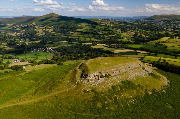 7 Of The Best Hikes In The Brecon Beacons National Park